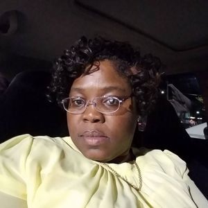 Meet your Posher, Marcia